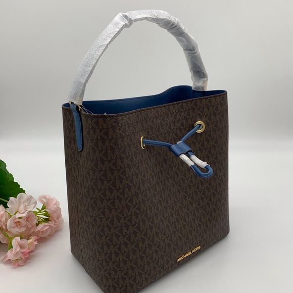 Michael Kors Suri Large Bucket Crossbody/ Brown - Picture 2 of 10